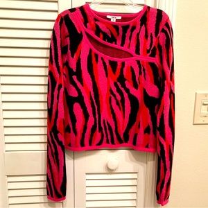 Crop knit top Barr III Size XS NWOT, long sleeves.